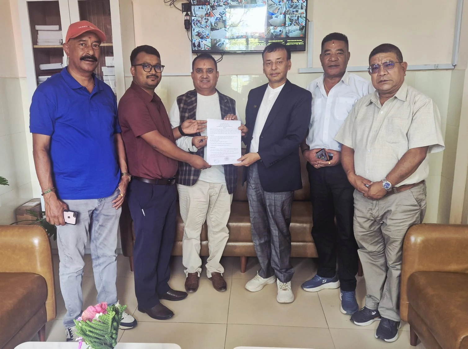 काभ्रेमा मोतिविन्दु उपचारका लागि जिल्ला सहकारी संघ लि काभ्रे र रेयुकाई एईको मासुनागा आँखा अस्पतालबीच सहकार्य