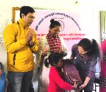 विधार्थीहरुलाई छात्रवृत्ति प्रदान गर्दै पस्थलीको बाल आदर्श आधारभूत विद्यालयले मनायो ‘बाल दिवस’
