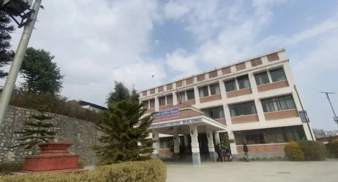 १७ वर्षको शैक्षिक धरोहर संकटमा : बनेपा पोलिटेक्निकबारे पूर्वविद्यार्थीको चिन्ता