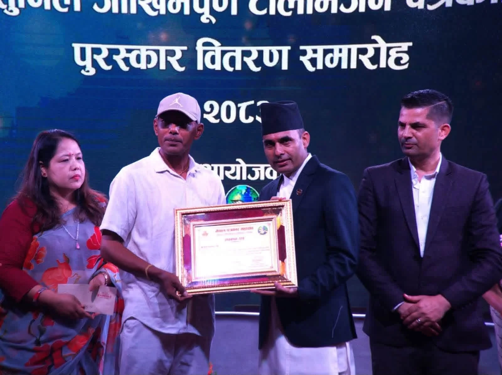 धादिङका पत्रकार शिव सिलवाल सम्मानित