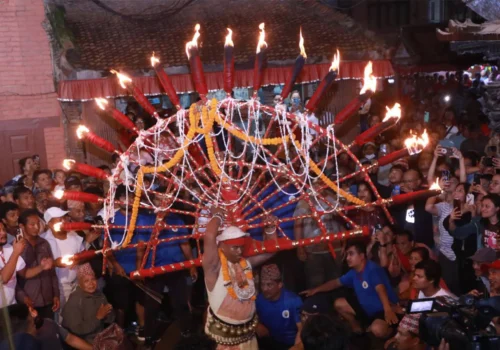 वीरेन्द्रभक्त श्रेष्ठले पाँचौँपटक जिब्रो छेड्ने