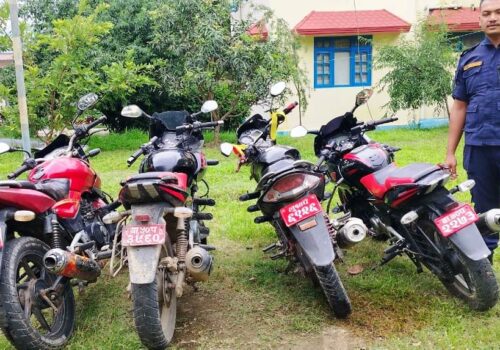 महंगो भाडा असुल्ने पठाओ र इनड्राइभ राइडरलाई कार्वाही