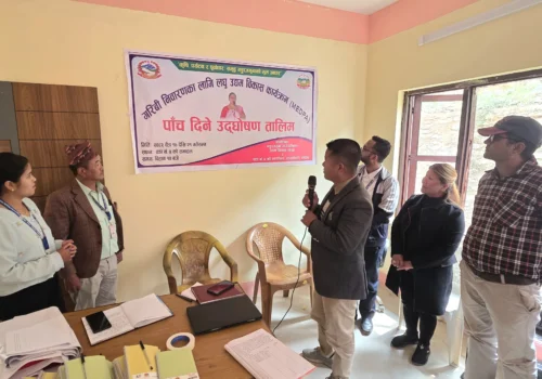 महिलालाई उद्यमसँग जोड्न गङ्गाजमुनाको सातदोबाटोमा उद्घोषण तालिम