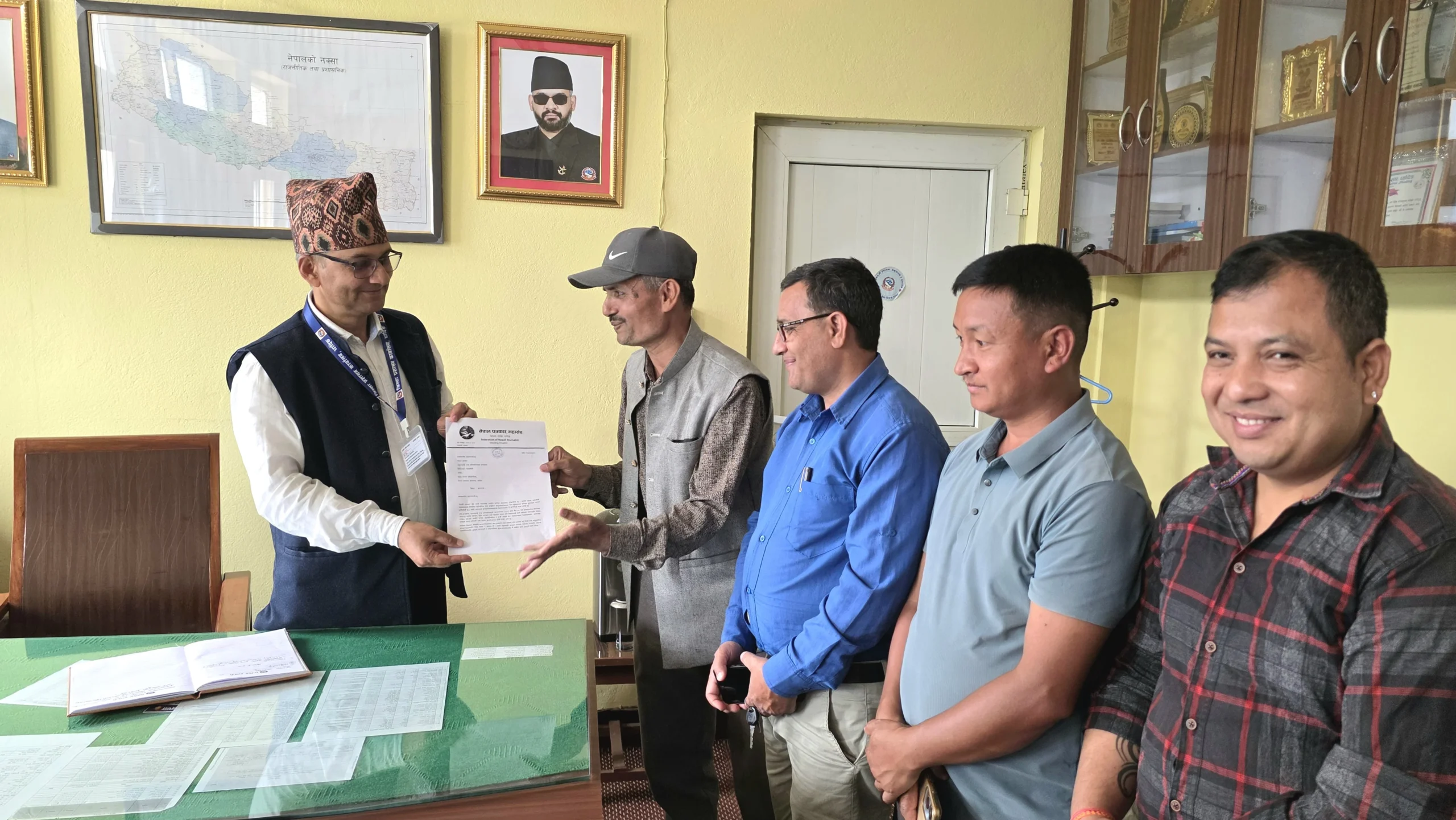 विभेदकारी सरकारी निर्णय तत्काल फिर्ता गर्न धादिङका पत्रकारको माग