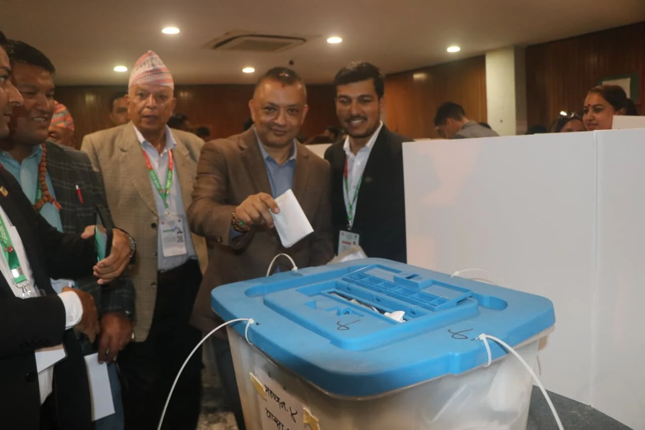 नेपाली कांग्रेसको सभापतिमा गगन थापा निर्वाचित